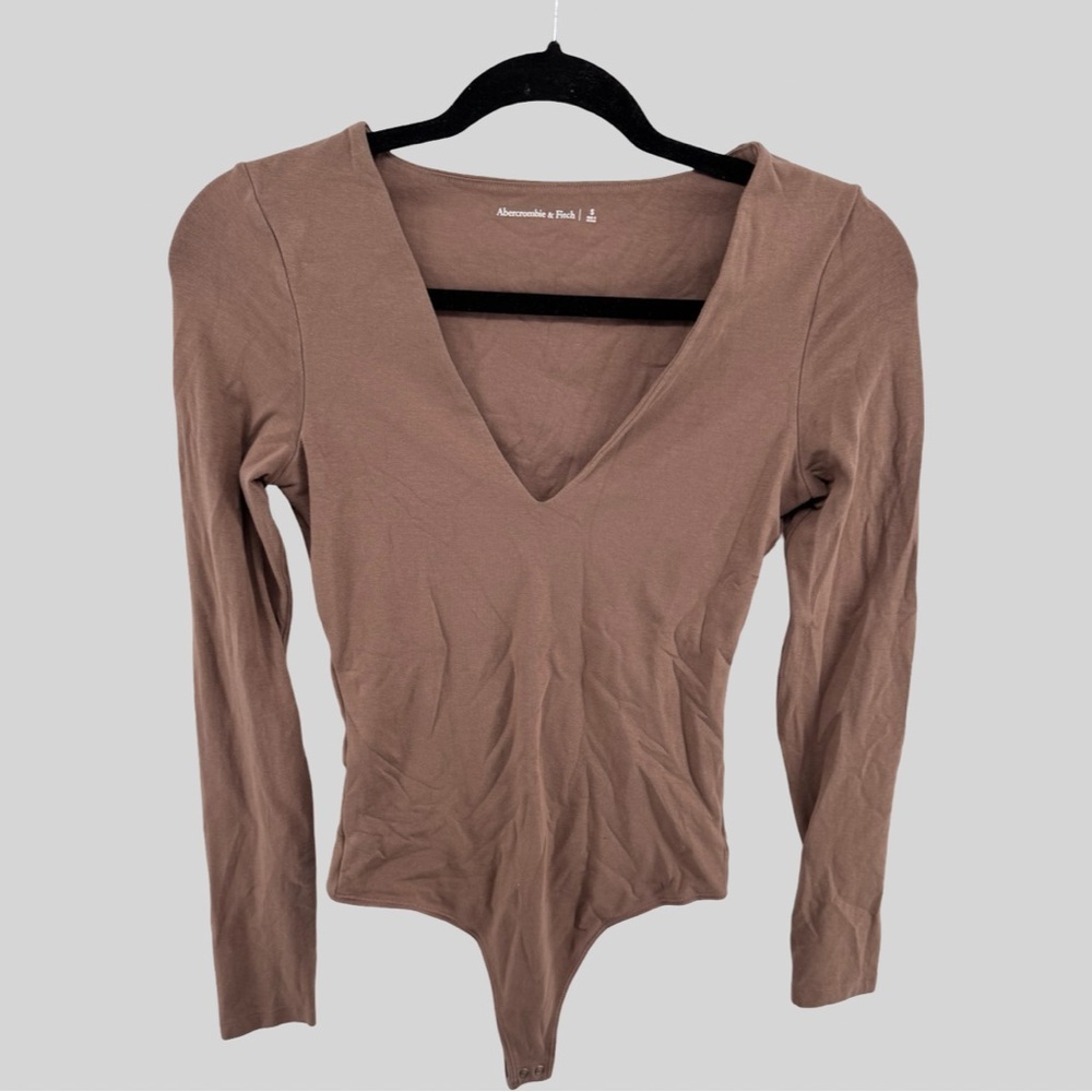 Abercrombie & Fitch Women's Long Sleeve V-Neck Bodysuit - Brown
